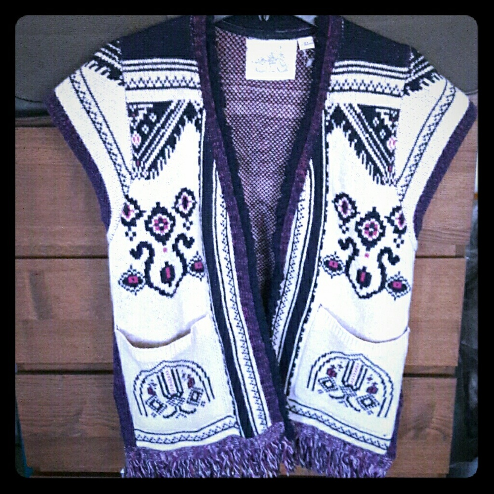Angel of the North Knit Aztec tassel Cardigan